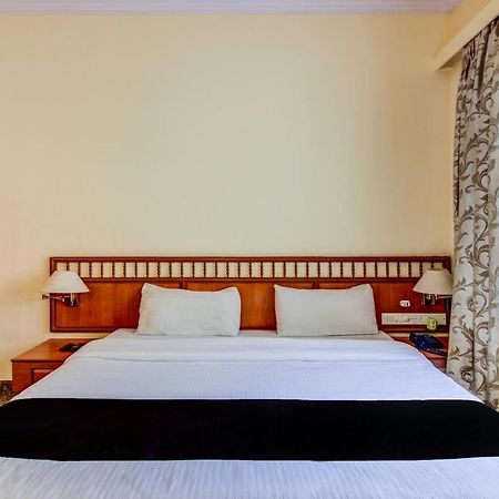 Hotel Kadamb Residency Мумбаи Экстерьер фото