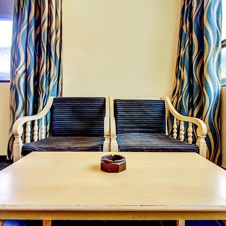 Hotel Kadamb Residency Мумбаи Экстерьер фото